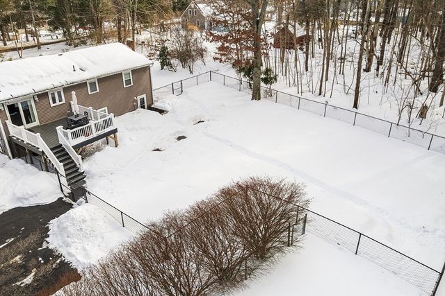 143 Plymouth St, Pembroke, MA 02359