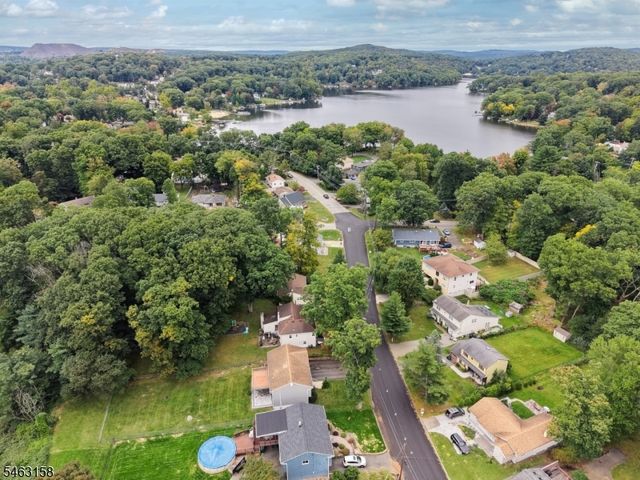 7 Ute Pl, Rockaway Twp., NJ 07866