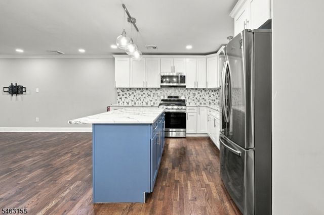 7 Ute Pl, Rockaway Twp., NJ 07866