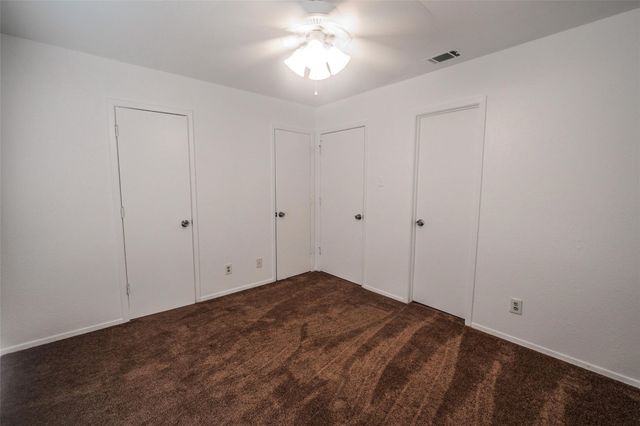 1034 Mckinley Street B, Benbrook, TX 76126