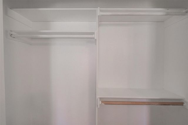 1034 Mckinley Street B, Benbrook, TX 76126