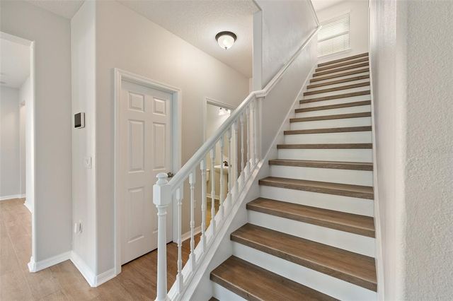7525 AZALEA COVE CIRCLE, Orlando, FL 32807