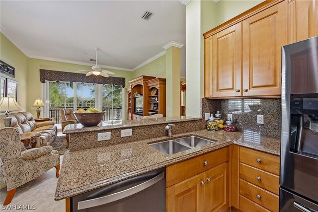 9288 Grassi WAY 201, Naples, FL 34114