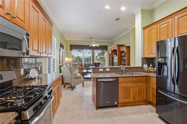 9288 Grassi WAY 201, Naples, FL 34114