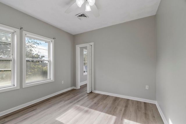 23 Pinehurst Ave, Billerica, MA 01821
