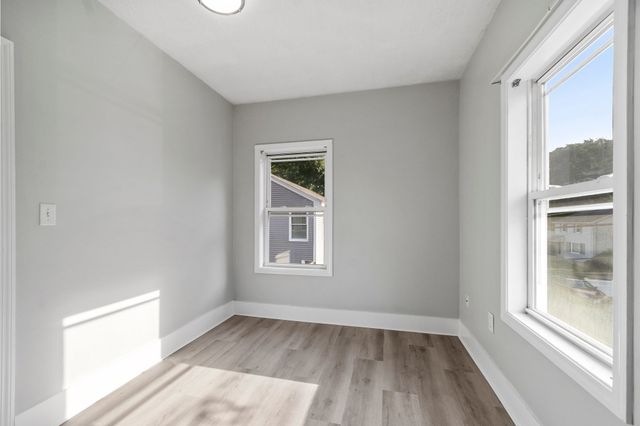 23 Pinehurst Ave, Billerica, MA 01821