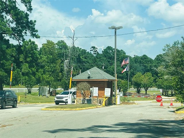 761 Plum Tree, Livingston, TX 77351