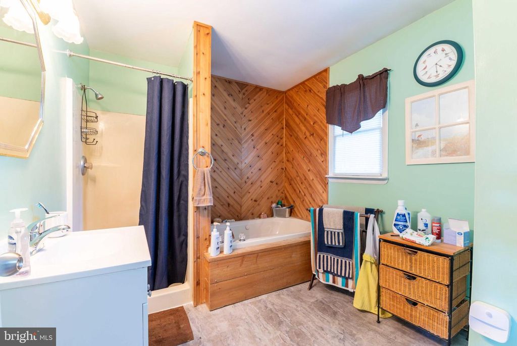 10 DELAWARE DR, Salem, NJ 08079
