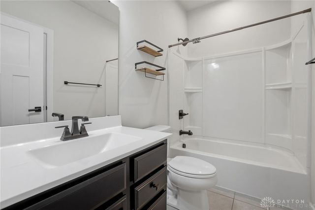 1137 Red Maple Drive, Troy, OH 45373