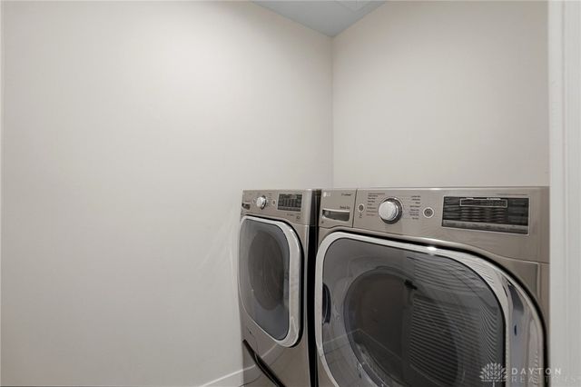 1137 Red Maple Drive, Troy, OH 45373