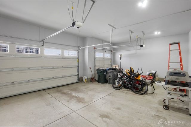 1137 Red Maple Drive, Troy, OH 45373