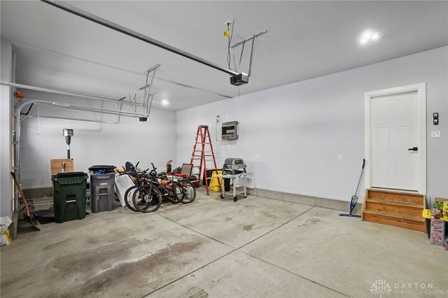 1137 Red Maple Drive, Troy, OH 45373