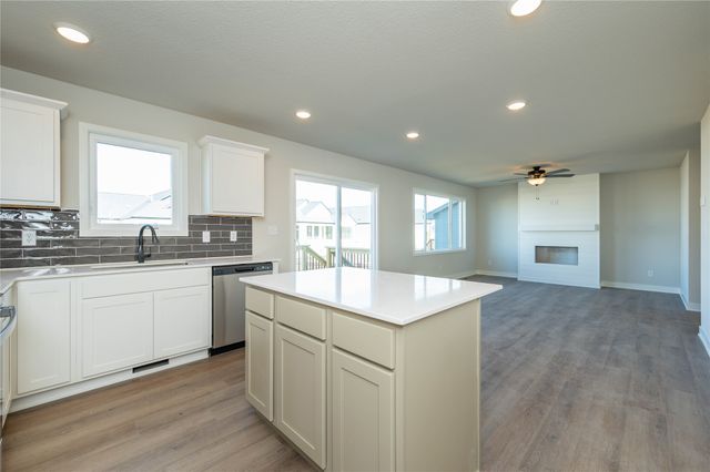 18257 Alpine Drive, Clive, IA 50325