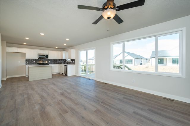 18257 Alpine Drive, Clive, IA 50325