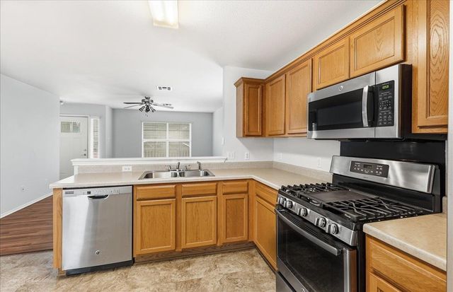 17909 Kenai Fjords DR 1, Pflugerville, TX 78660