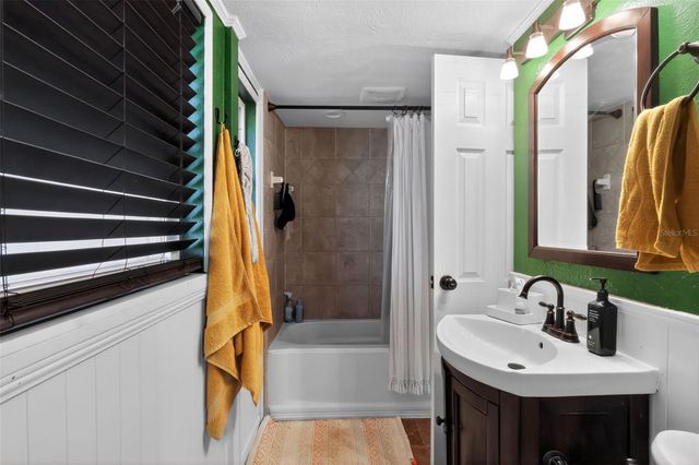 1011 TIMOR AVENUE, Orlando, FL 32804