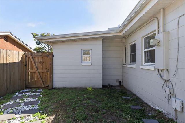 1011 TIMOR AVENUE, Orlando, FL 32804