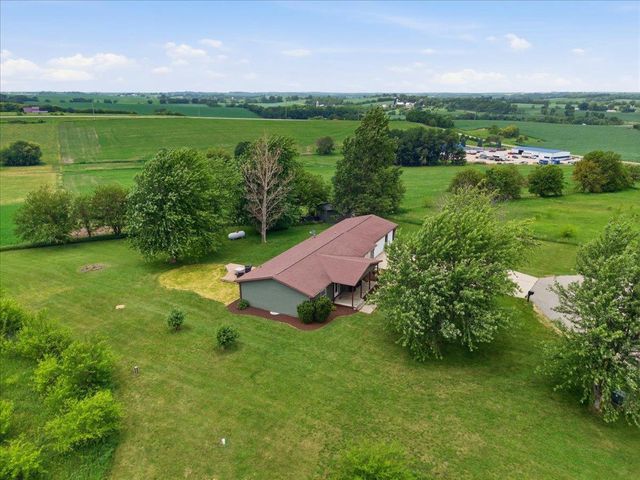N5025 Meadowlark Circle, Monticello, WI 53570