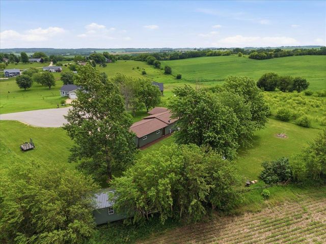 N5025 Meadowlark Circle, Monticello, WI 53570