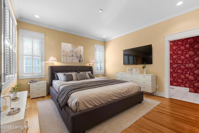 8405 Broecker Blvd, Louisville, KY 40241