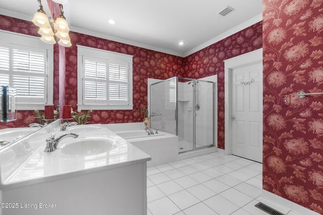 8405 Broecker Blvd, Louisville, KY 40241