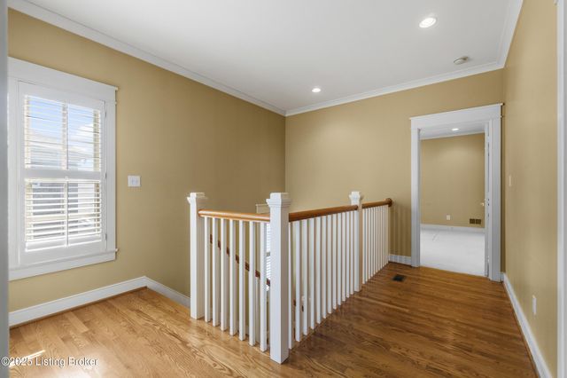 8405 Broecker Blvd, Louisville, KY 40241