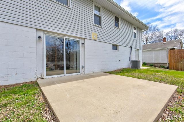 1926 Terrace Drive, Alton, IL 62002