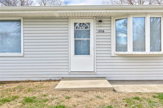 1926 Terrace Drive, Alton, IL 62002