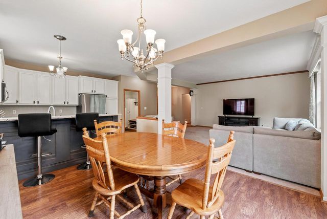 622 Hickory Hollow ROAD, Waterford, WI 53185