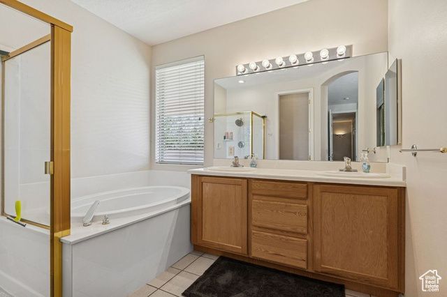 3296 E HIDDEN SPRINGS DR, Washington, UT 84780