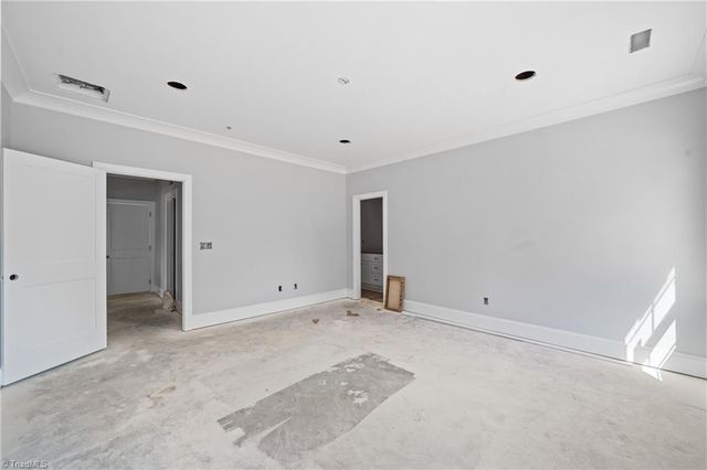 212 Avian Lane, Winston-salem, NC 27127