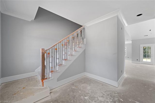 212 Avian Lane, Winston-salem, NC 27127