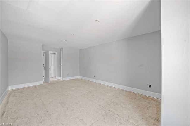 212 Avian Lane, Winston-salem, NC 27127