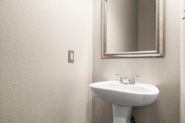 3113 Aquila CT, Round Rock, TX 78681