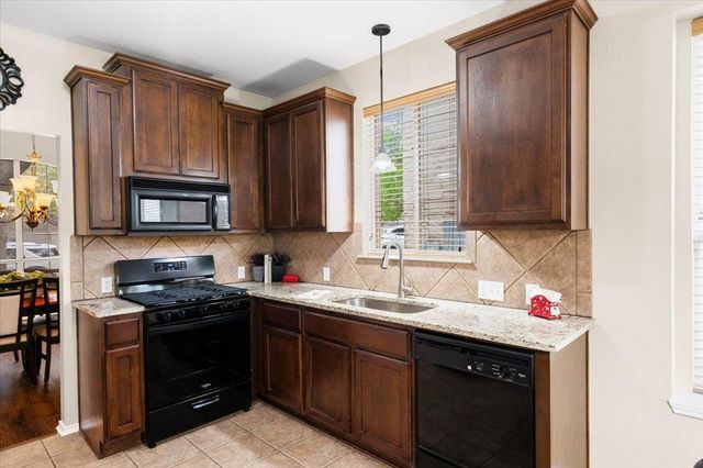 3113 Aquila CT, Round Rock, TX 78681