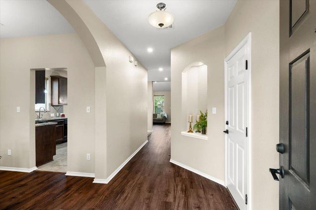 3113 Aquila CT, Round Rock, TX 78681