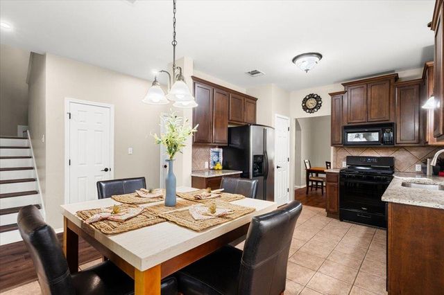 3113 Aquila CT, Round Rock, TX 78681