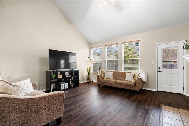 3113 Aquila CT, Round Rock, TX 78681