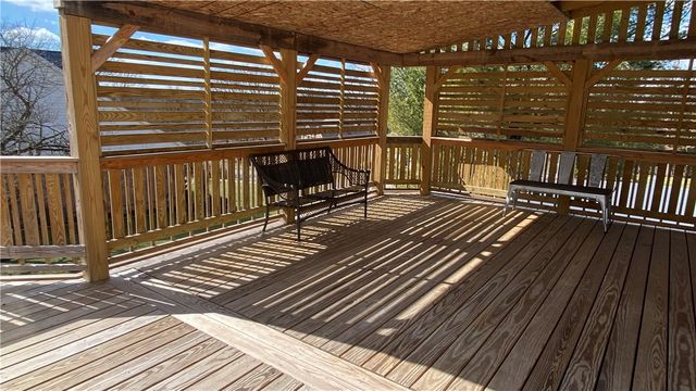 700 Montclair, Allegheny Twp, PA 15068