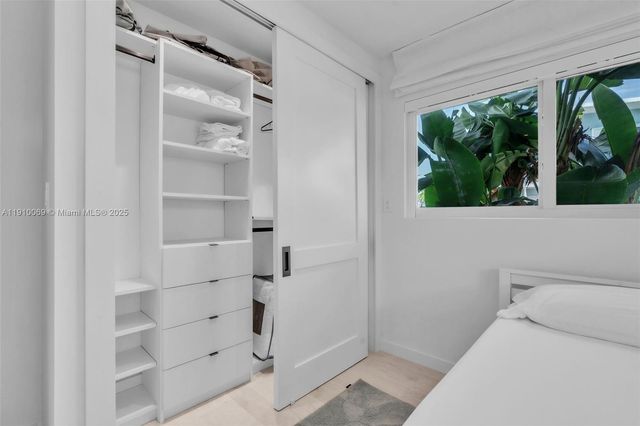 165 Ocean Dr, Tavernier, FL 33070