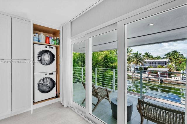 165 Ocean Dr, Tavernier, FL 33070