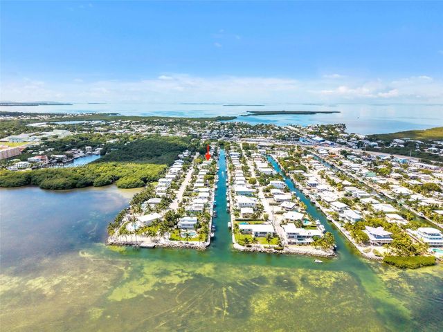 165 Ocean Dr, Tavernier, FL 33070