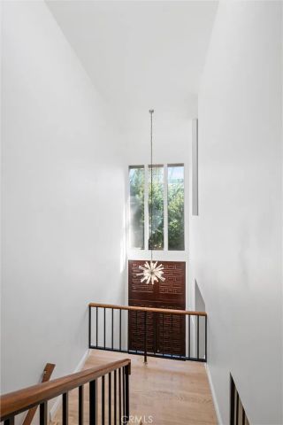 5335 White Oak Avenue A, Encino, CA 91316