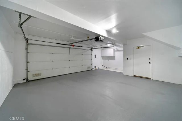 5335 White Oak Avenue A, Encino, CA 91316