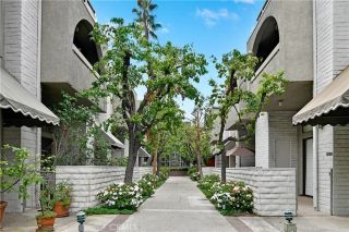 5335 White Oak Avenue A, Encino, CA 91316