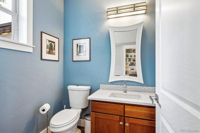 3823 W 39th Avenue, Denver, CO 80211