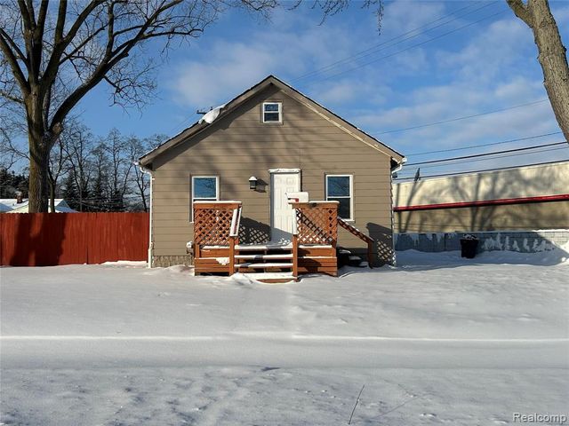 1005 Emerson Avenue, Pontiac, MI 48340