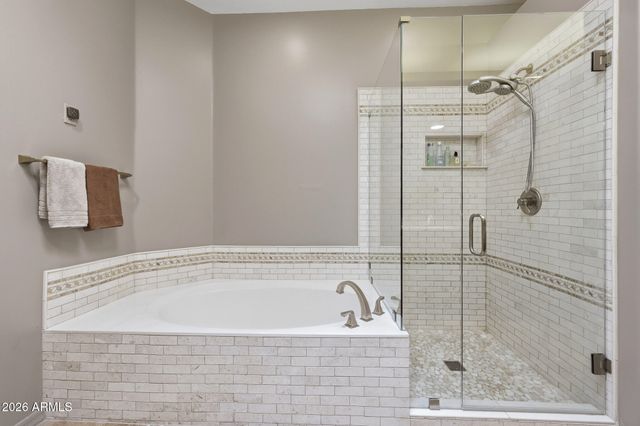 9270 E THOMPSON PEAK Parkway 303, Scottsdale, AZ 85255