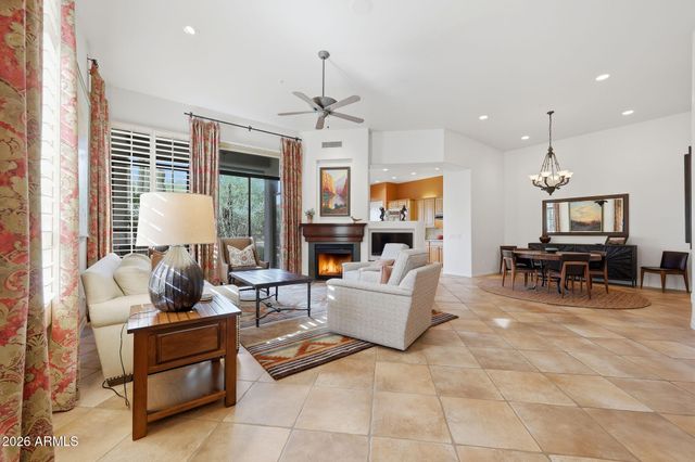 9270 E THOMPSON PEAK Parkway 303, Scottsdale, AZ 85255