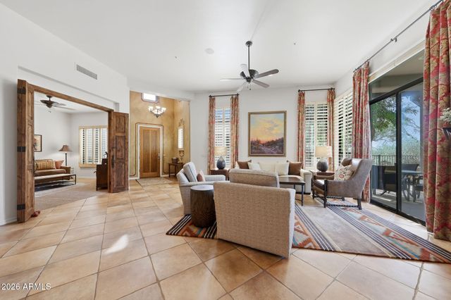 9270 E THOMPSON PEAK Parkway 303, Scottsdale, AZ 85255